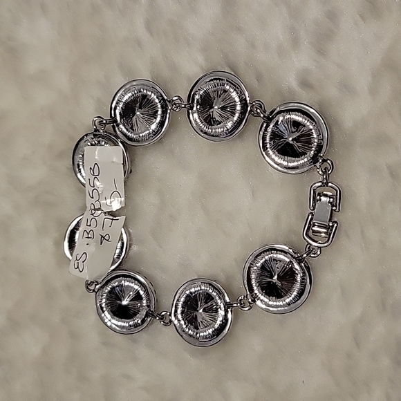 NWT Brian Bailey Bracelet with black stones and pave crystals - Picture 6 of 10